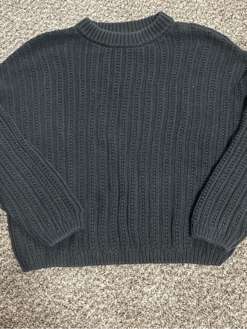 Universal Thread Men's Dark Charcoal Ribbed Crewneck Sweater